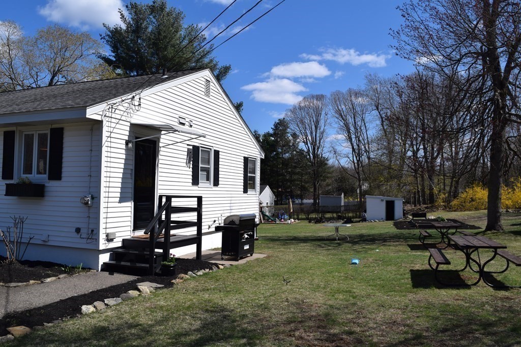 24 Inwood Road Rutland, MA 01543 - Photo 6 of 33