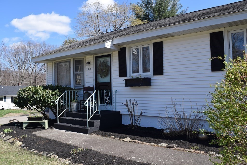 24 Inwood Road Rutland, MA 01543 - Photo 7 of 33