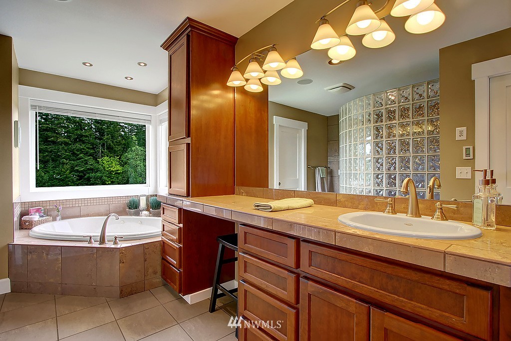 753 Smith Road Camano Island, WA 98282 - Photo 16 of 25 Gallery Image 16