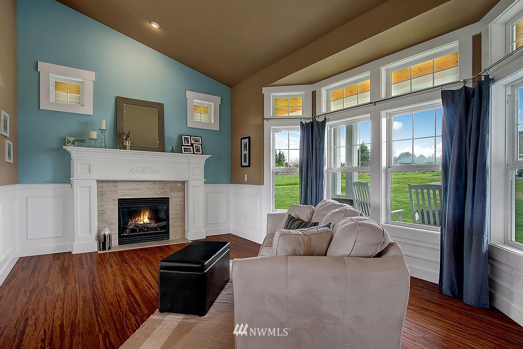 753 Smith Road Camano Island, WA 98282 - Photo 4 of 25 Gallery Image 4