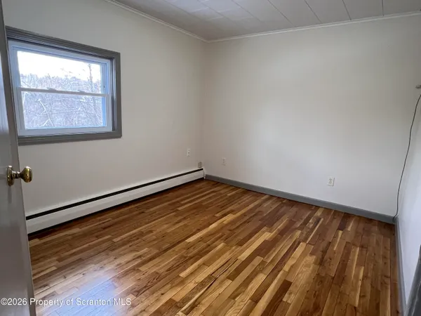 $1,500 | 214 Melrose Avenue, Unit 2, Clarks Summit, PA 18411