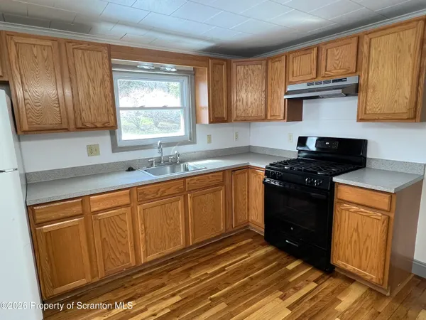 $1,500 | 214 Melrose Avenue, Unit 2, Clarks Summit, PA 18411