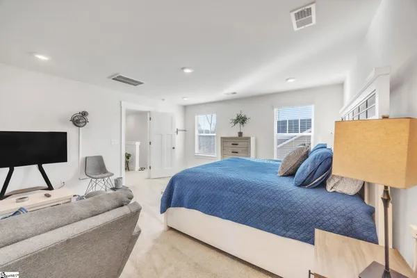 $300,000 | 860 Pleasant Falls Drive, Moore, SC 29369