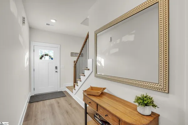 $300,000 | 860 Pleasant Falls Drive, Moore, SC 29369