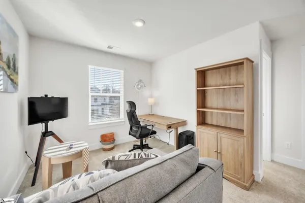 $300,000 | 860 Pleasant Falls Drive, Moore, SC 29369