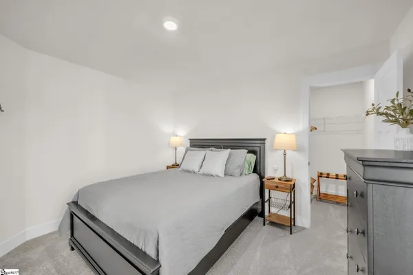 $300,000 | 860 Pleasant Falls Drive, Moore, SC 29369