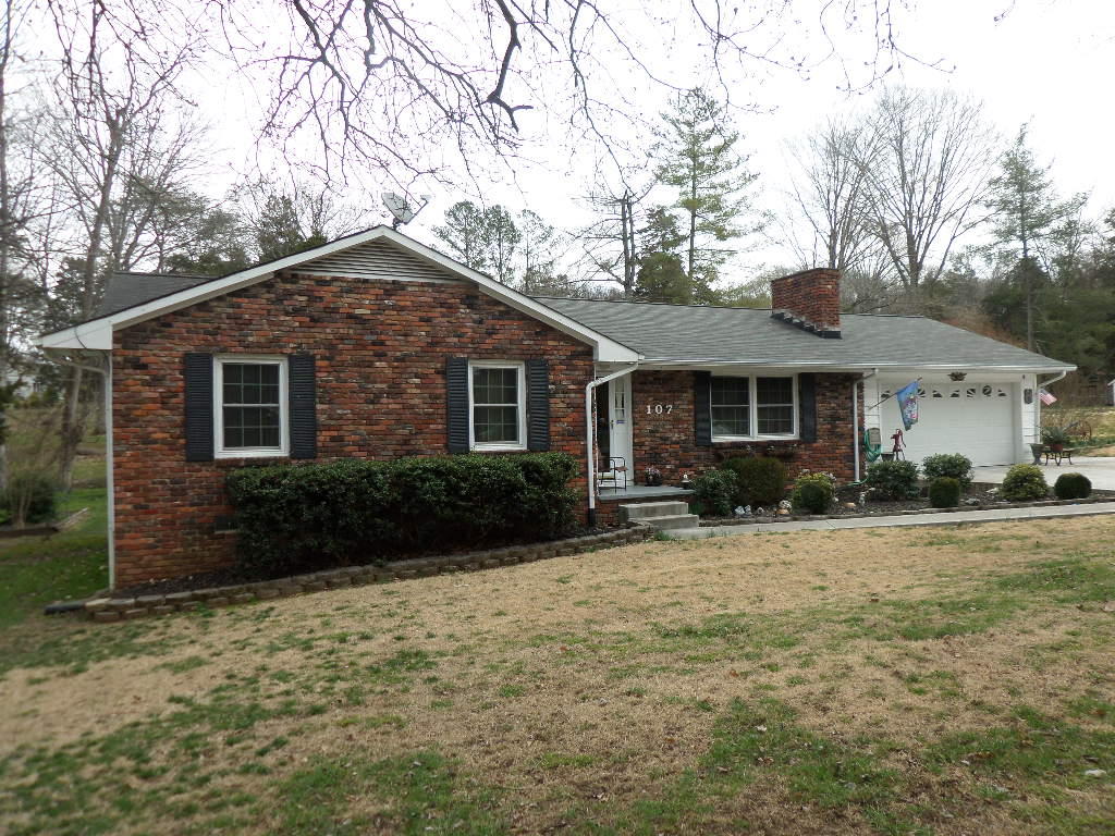107 Colgate Road Oak Ridge, TN 37830 - Photo 2 of 32 107 Colgate Road