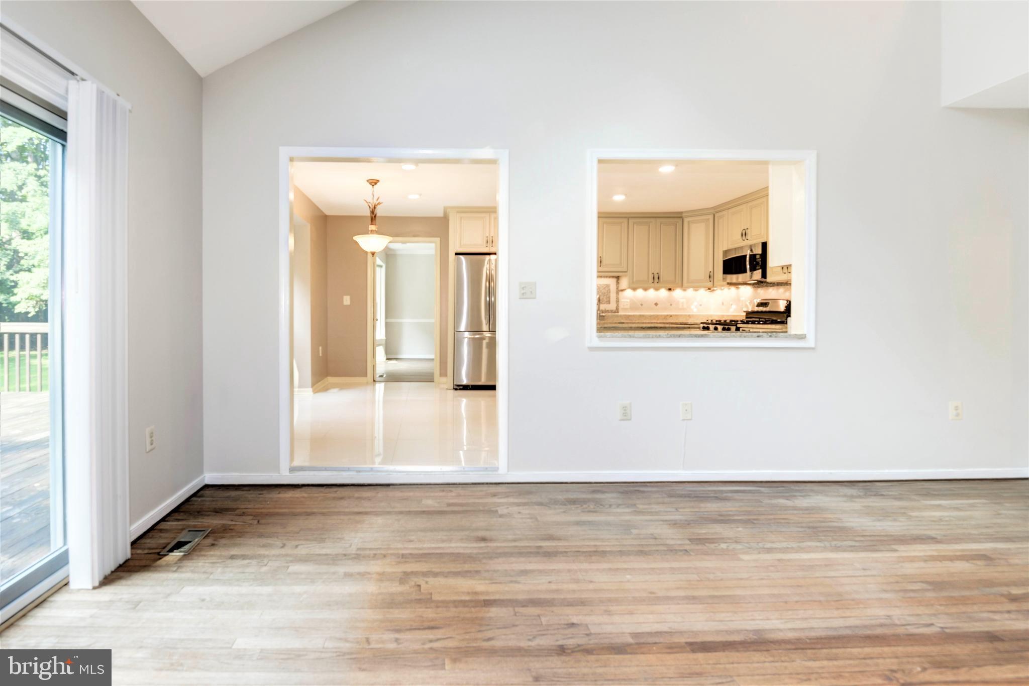 10322 Dunn Meadow Road Vienna, VA 22182 - Photo 23 of 45