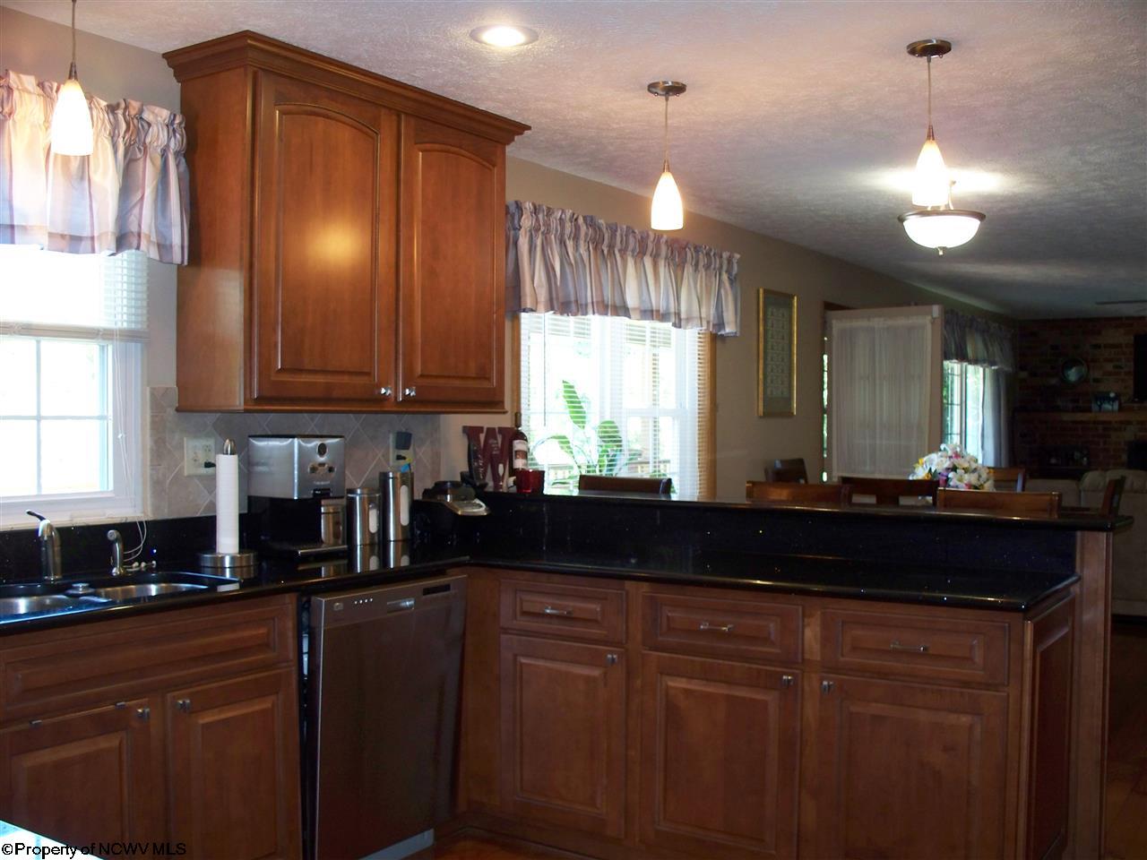 255 Ridgeway Drive Bridgeport, WV 26330 - Photo 4 of 20 Gallery Image 4