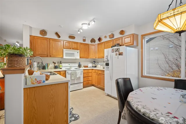 $352,000 | 627 West Horton Way, Unit 215, Bellingham, WA 98226