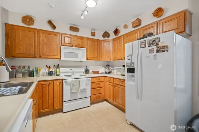 $352,000 | 627 West Horton Way, Unit 215, Bellingham, WA 98226