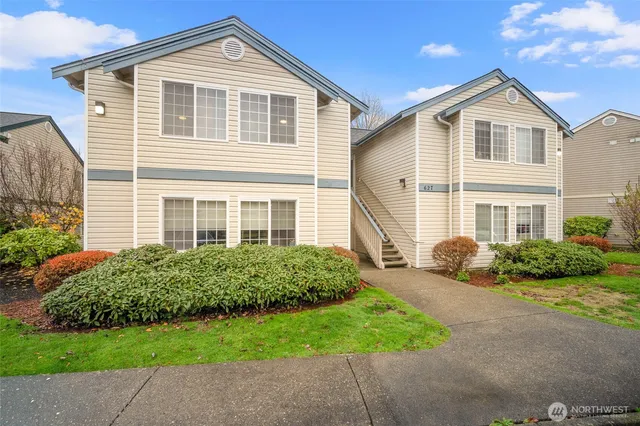 $352,000 | 627 West Horton Way, Unit 215, Bellingham, WA 98226