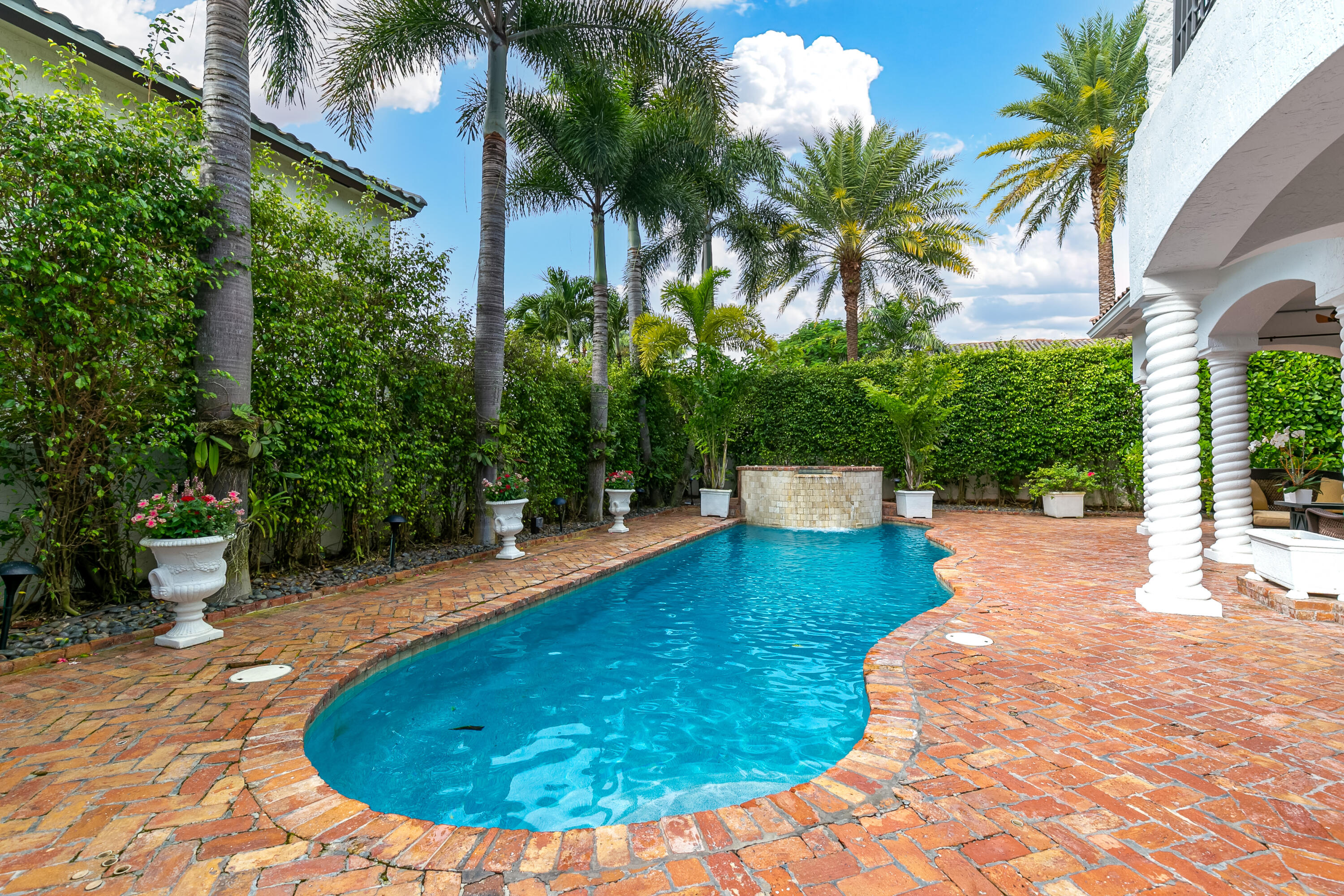 380 Southwest 17th Street Boca Raton, FL 33432 - Photo 24 of 59 BACKYARD