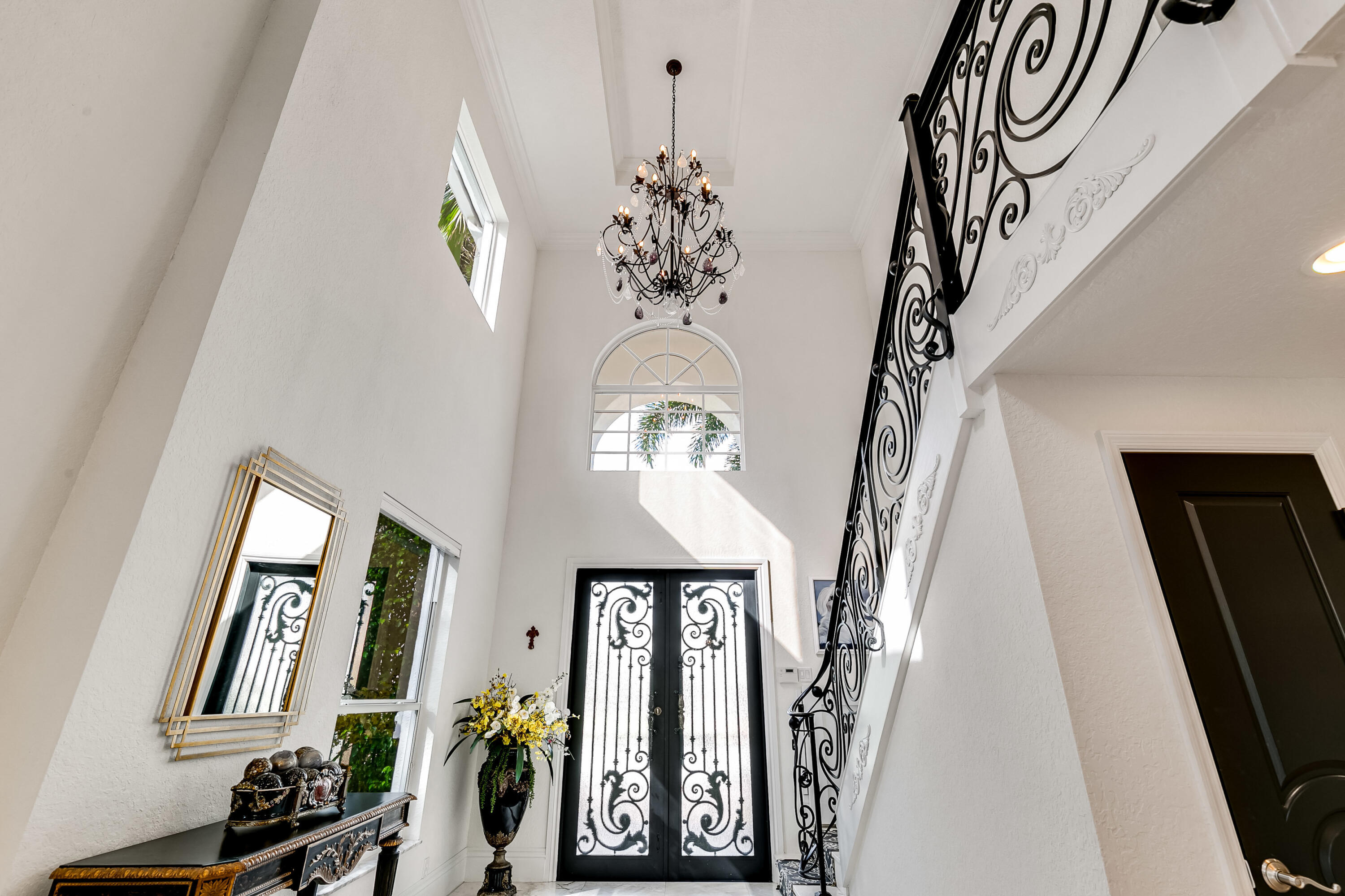 380 Southwest 17th Street Boca Raton, FL 33432 - Photo 29 of 59 FOYER