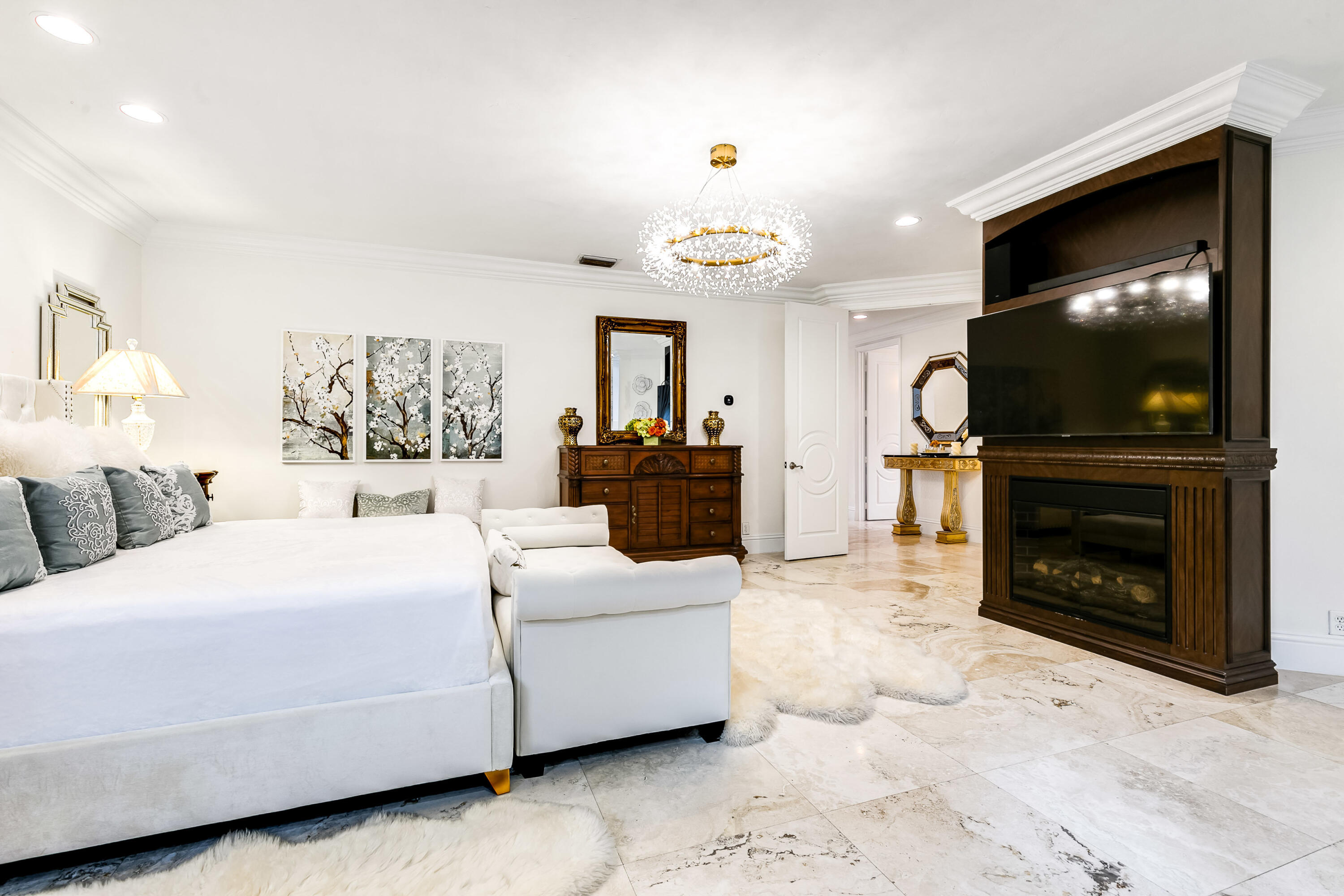 380 Southwest 17th Street Boca Raton, FL 33432 - Photo 40 of 59 PRIMARY BEDROOM