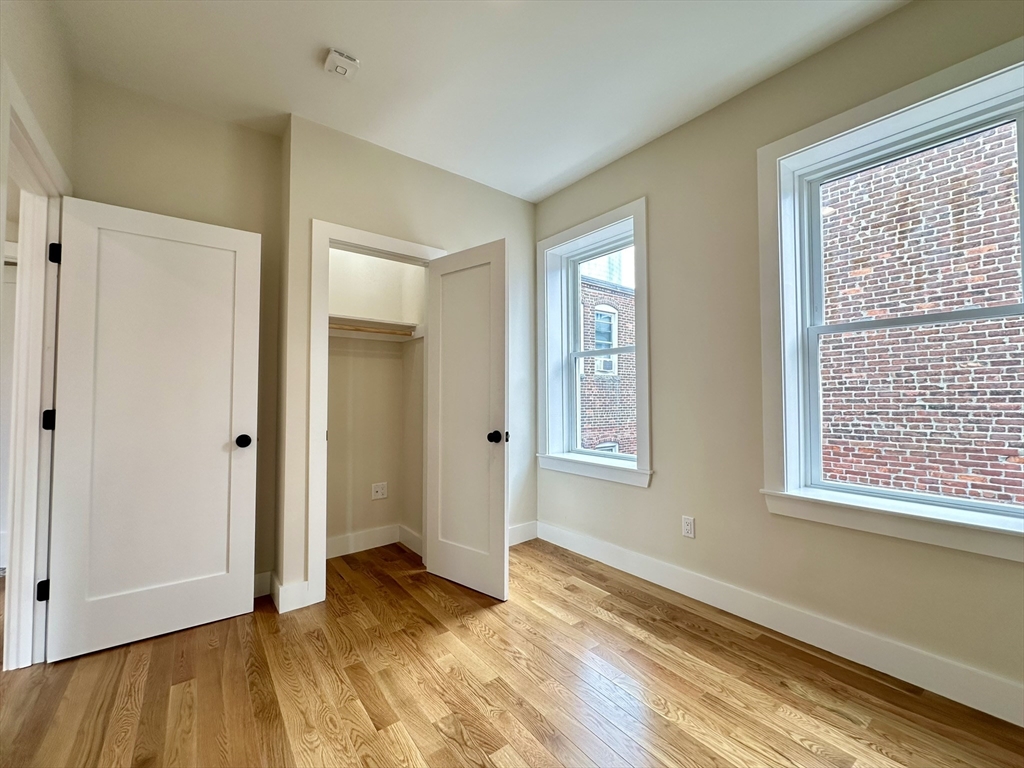 64 North Margin Street, Unit 4R Boston, MA 02113 - Photo 13 of 18 a view of an empty room and window