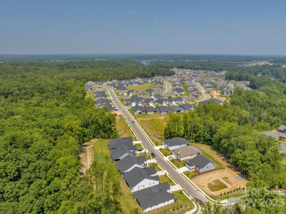 27733 Tall Ridge Road, Unit 193 Charlotte, NC 28278 - Photo 30 of 42 Gallery Image 30