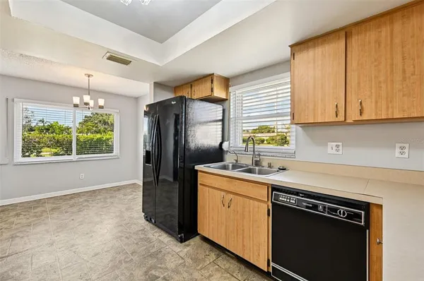 $174,900 | 2421 Lancaster Drive, Sun City Center, FL 33573