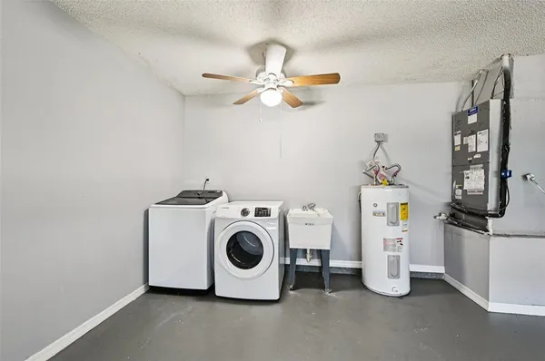 $174,900 | 2421 Lancaster Drive, Sun City Center, FL 33573