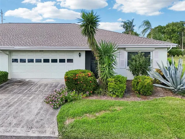 $194,900 | 2421 Lancaster Drive, Sun City Center, FL 33573