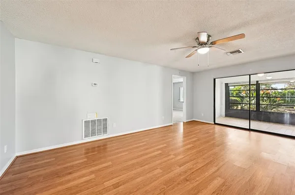 $174,900 | 2421 Lancaster Drive, Sun City Center, FL 33573