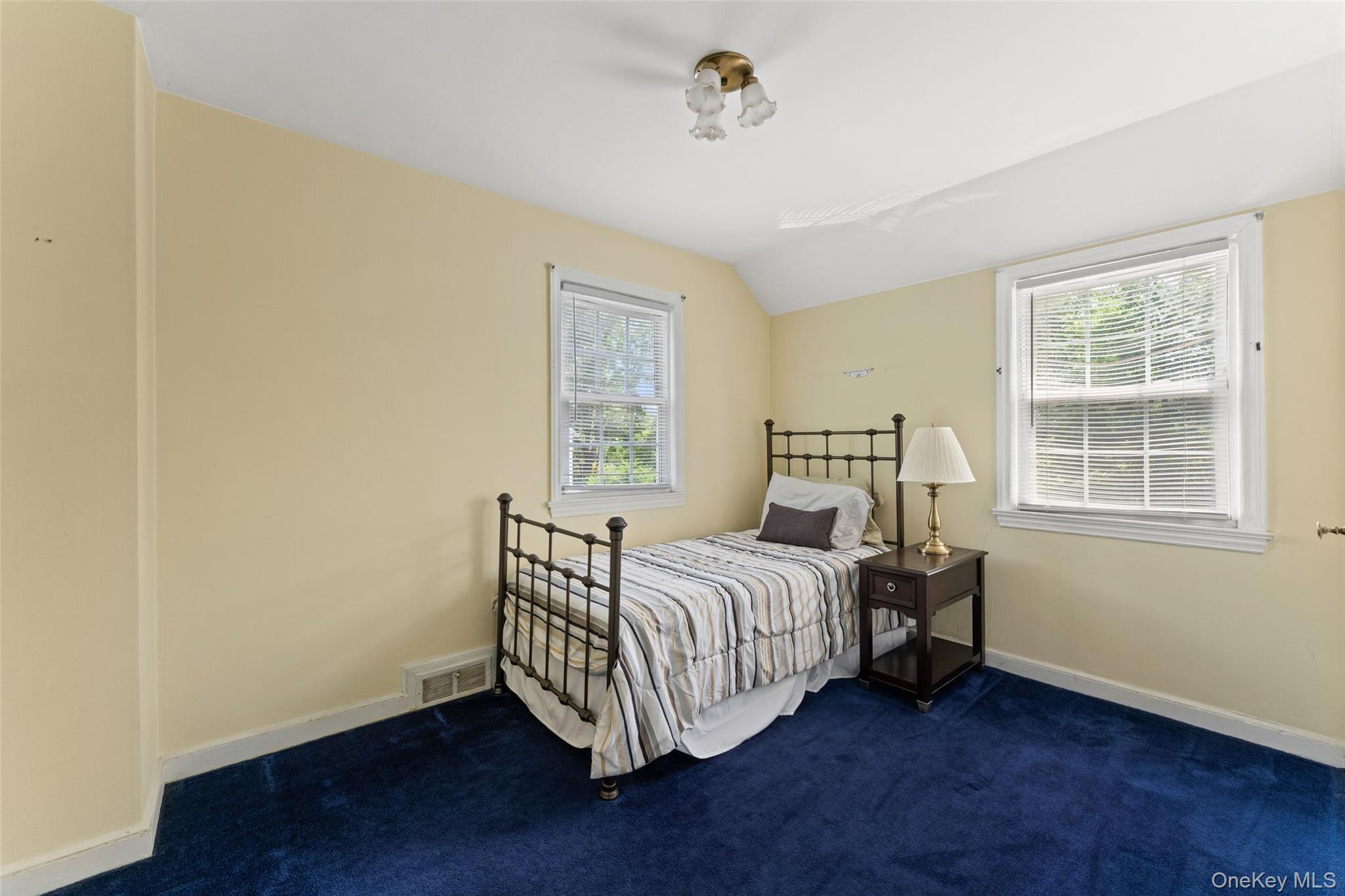 434 California Road Bronxville, NY 10708 - Photo 17 of 23