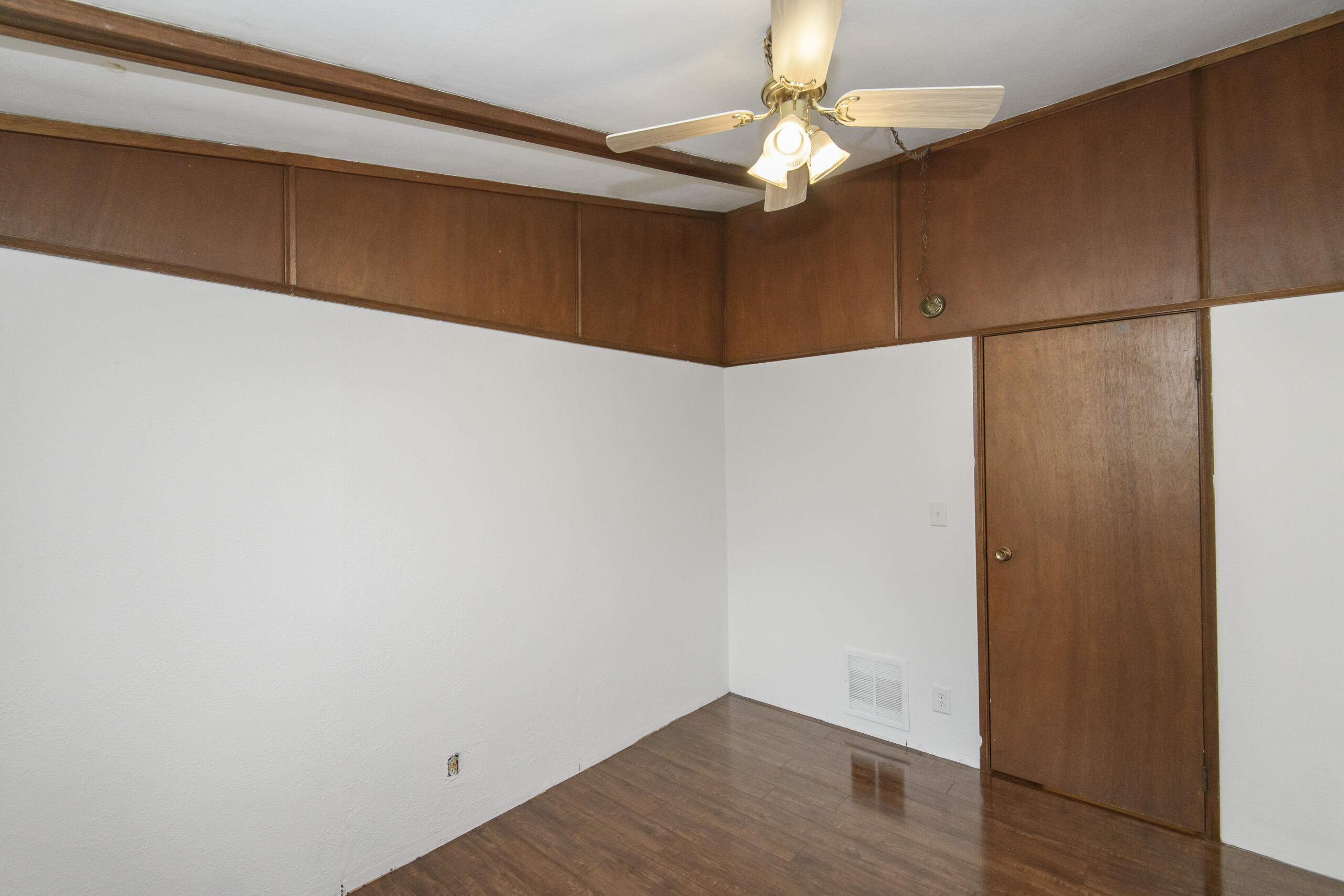 7501 East Wind Lake Road Norway, WI 53185 - Photo 19 of 30 3rd bedroom