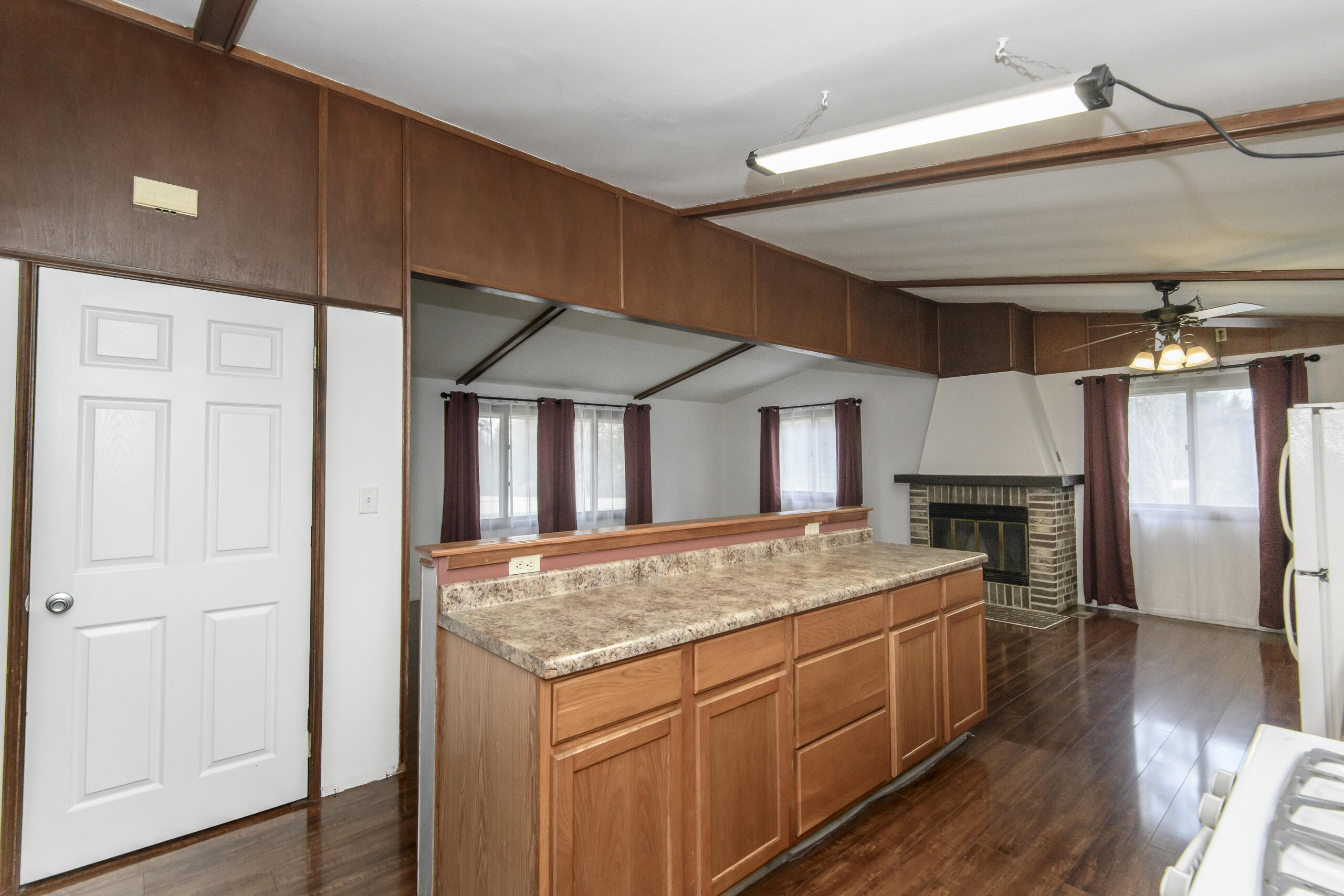 7501 East Wind Lake Road Norway, WI 53185 - Photo 7 of 30 Kitchen