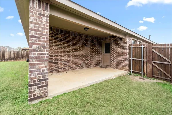 $2,400 | 1357 Rembrandt Drive, Little Elm, TX 75068