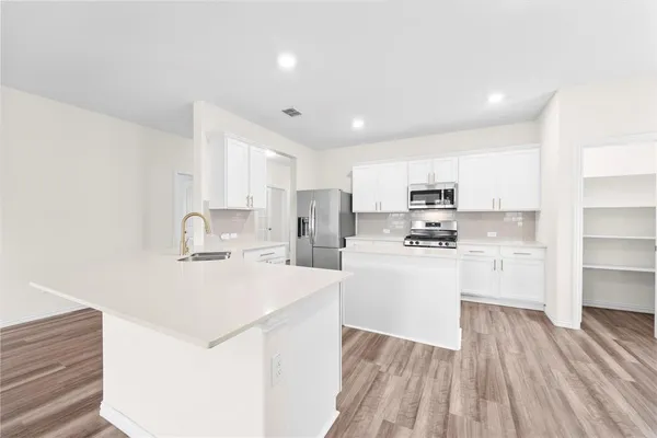 $2,400 | 1357 Rembrandt Drive, Little Elm, TX 75068