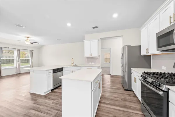 $2,400 | 1357 Rembrandt Drive, Little Elm, TX 75068