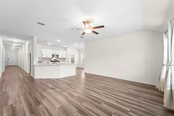 $2,400 | 1357 Rembrandt Drive, Little Elm, TX 75068