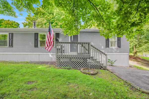 $295,000 | 57 Forest Drive, Hyde Park, NY 12538