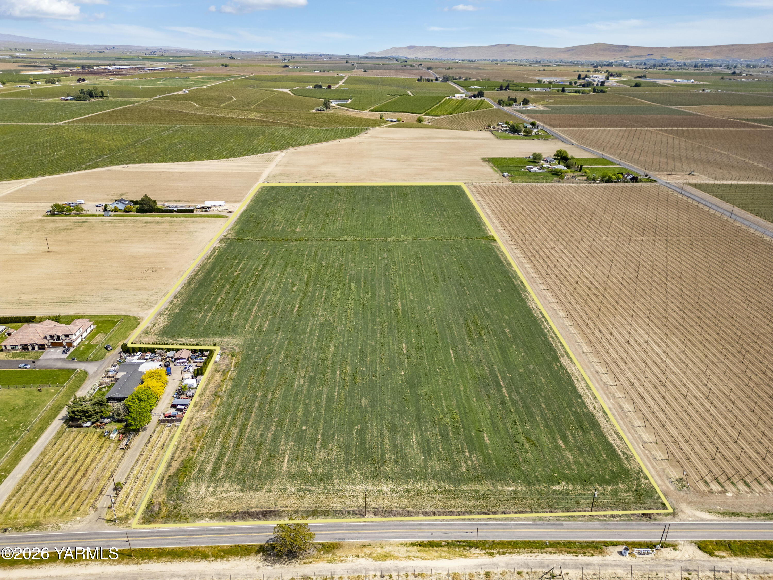 Tbd County Line Road Grandview, WA 98930 - Photo 2 of 8 TBD County Line Road 5.1.26 1