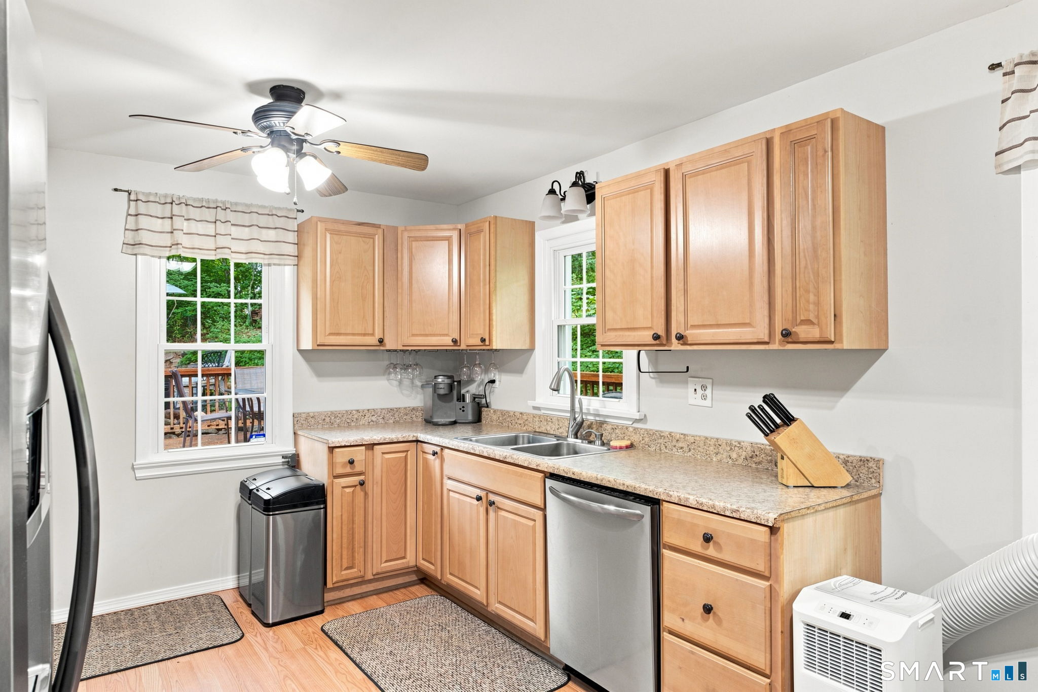 165 Mansion Road Wallingford, CT 06492 - Photo 10 of 33 Gallery Image 10