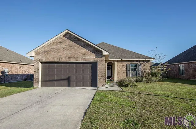 $210,000 | 232 Southern Circle, Thibodaux, LA 70301
