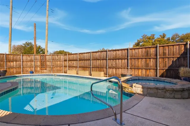 $485,000 | 501 Tiffany Trail, Richardson, TX 75081