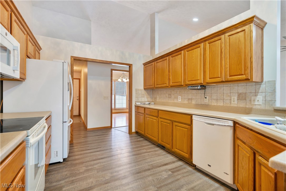 5813 South Cleveland Massillon Road Clinton, OH 44216 - Photo 11 of 45 Kitchen