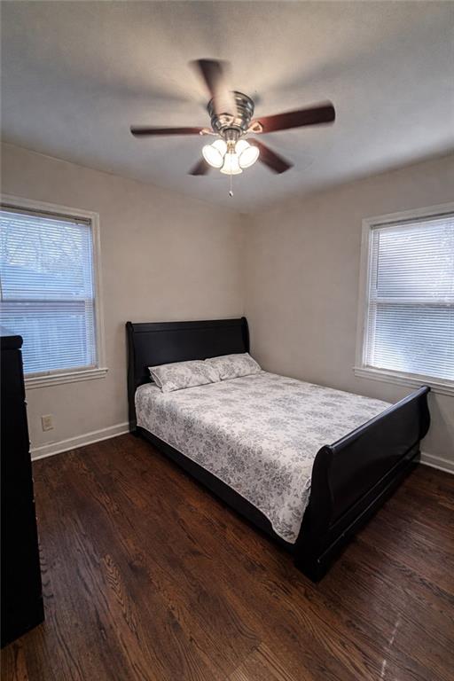 269 Florida Avenue Southwest Atlanta, GA 30310 - Photo 11 of 11 a bedroom with a bed and window