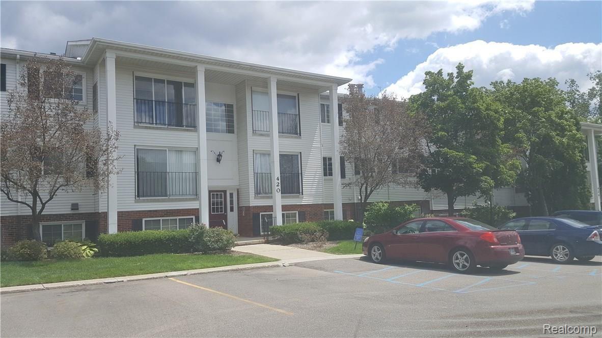 424 Baldwin Avenue, Unit 97 Rochester, MI 48307 - Photo 1 of 30 Baldwin building - Copy (4).jpg