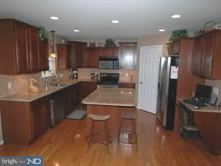 3309 Pequot Drive Sinking Spring, PA 19608 - Photo 2 of 6 Gallery Image 2