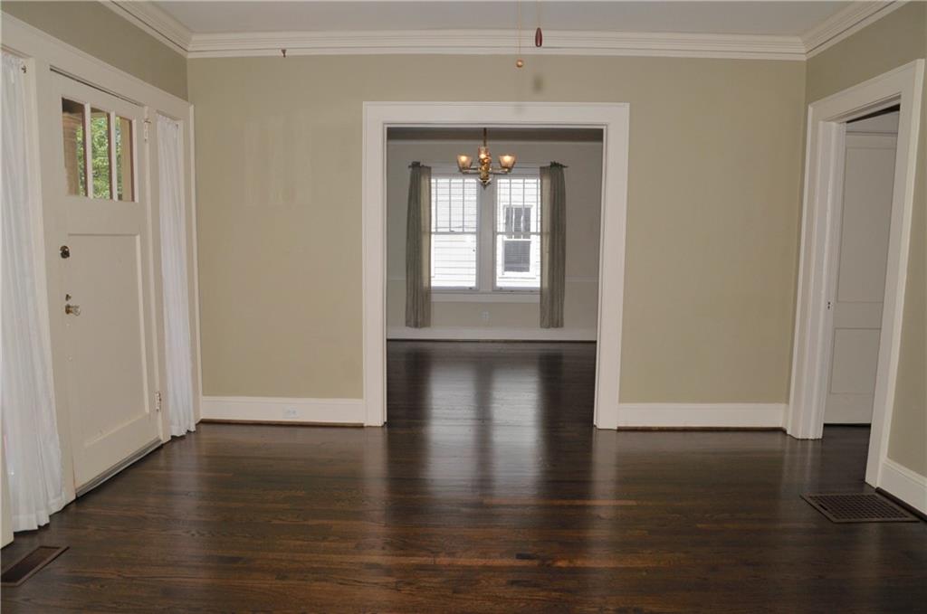 602 Sherwood Road Northeast Atlanta, GA 30324 - Photo 4 of 27