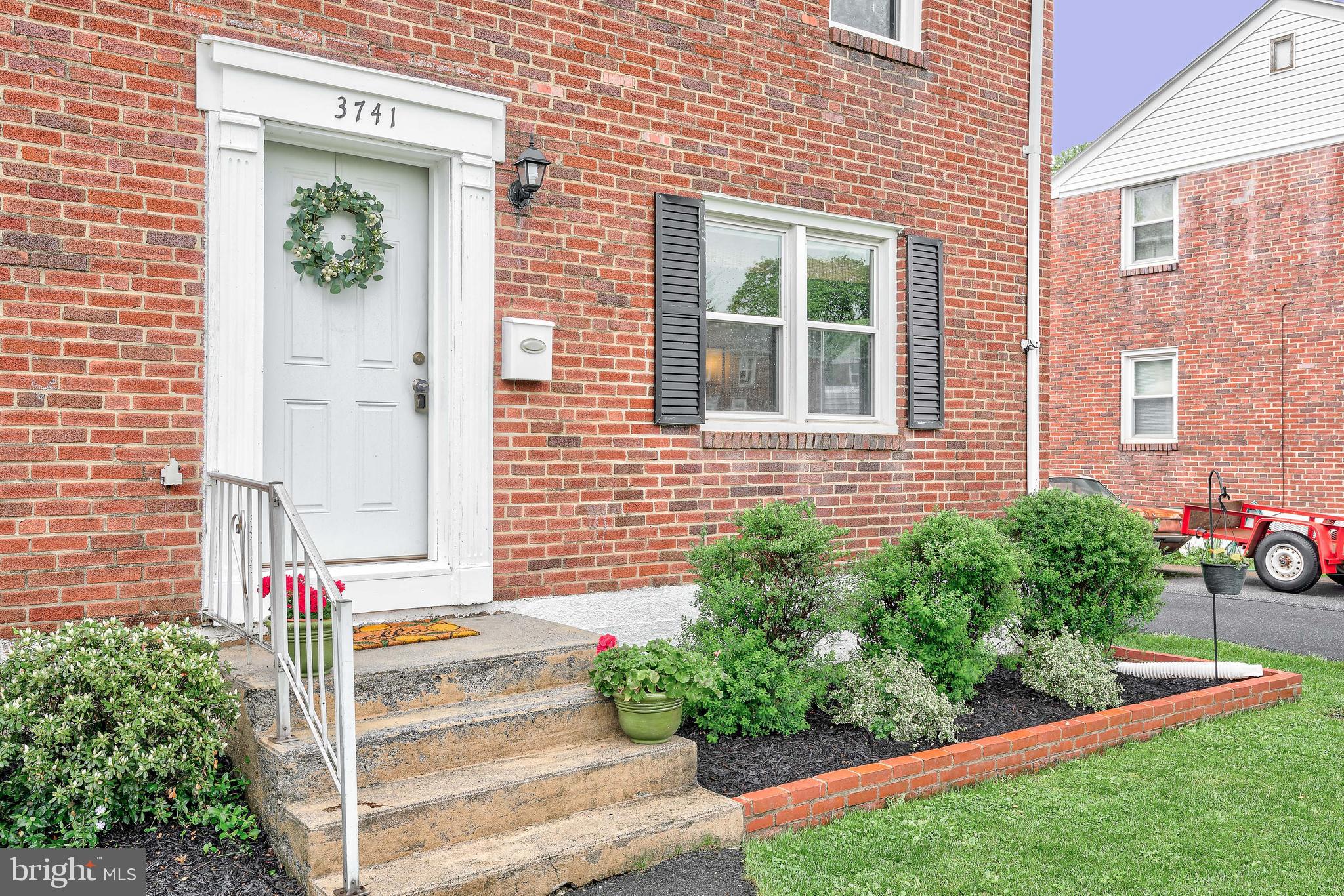 3741 Rutherford Street Harrisburg, PA 17111 - Photo 4 of 25 Gallery Image 4