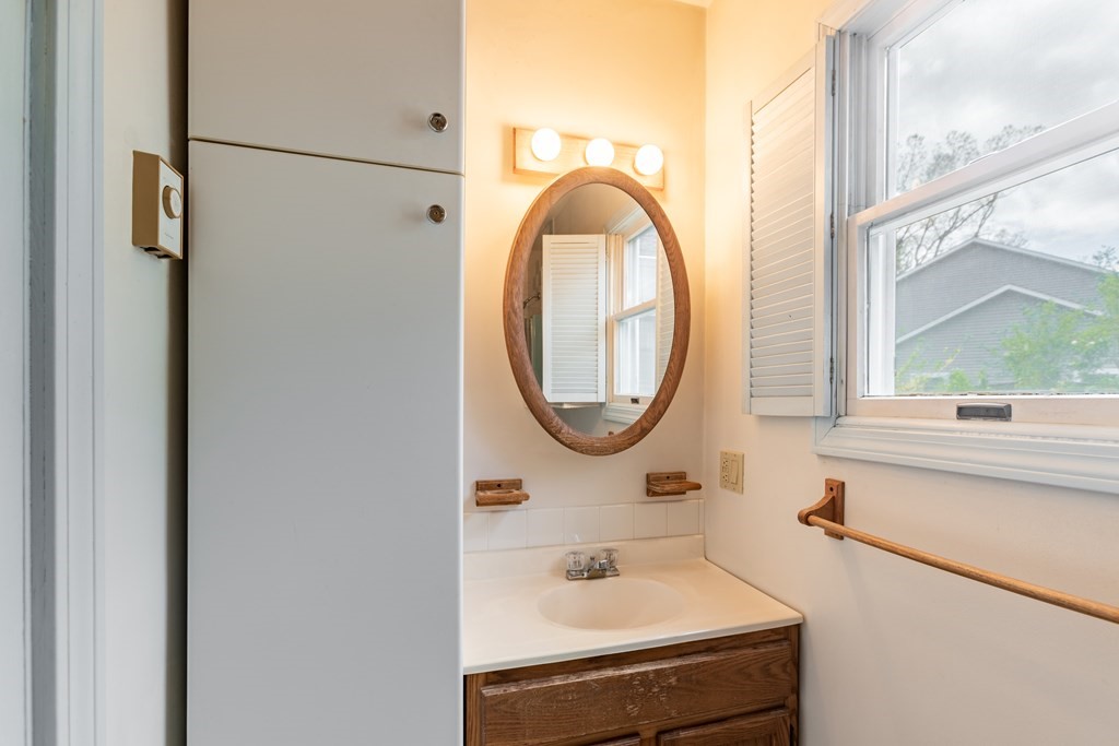 13 Maybury Road Maynard, MA 01754 - Photo 15 of 24 Gallery Image 15