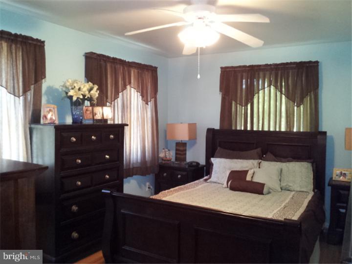 2568 Secane Road Secane, PA 19018 - Photo 4 of 17 Bedroom - Main