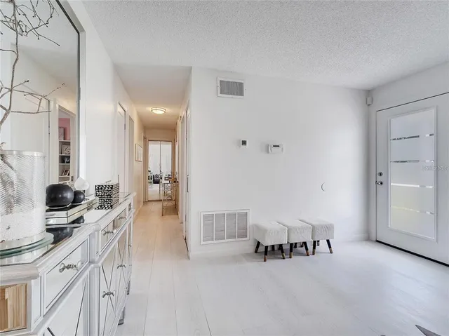 $1,800 | 4754 Lake Shore Drive, St. Cloud, FL 34772