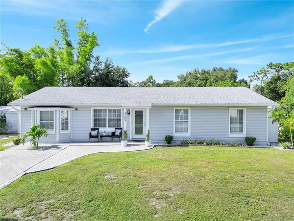 $1,800 | 4754 Lake Shore Drive, St. Cloud, FL 34772