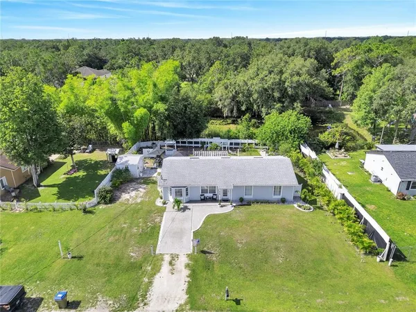 $1,800 | 4754 Lake Shore Drive, St. Cloud, FL 34772
