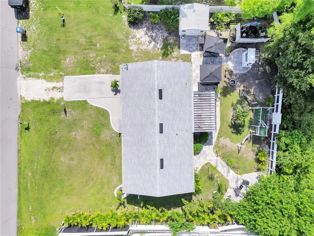 $1,800 | 4754 Lake Shore Drive, St. Cloud, FL 34772