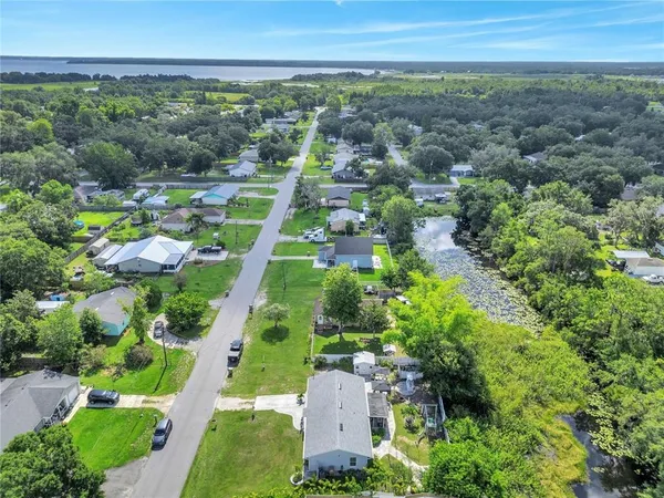 $1,800 | 4754 Lake Shore Drive, St. Cloud, FL 34772